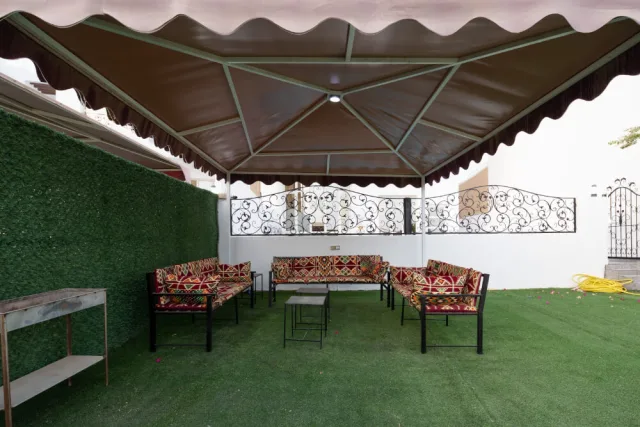 Palm Court Villa